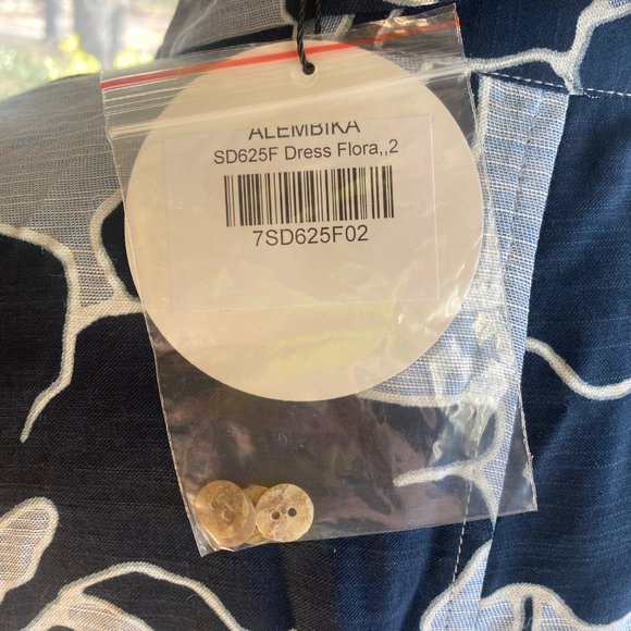 Alembika Floral Island Print Button Midi Dress - US Size (8/10) - Picture 5 of 8